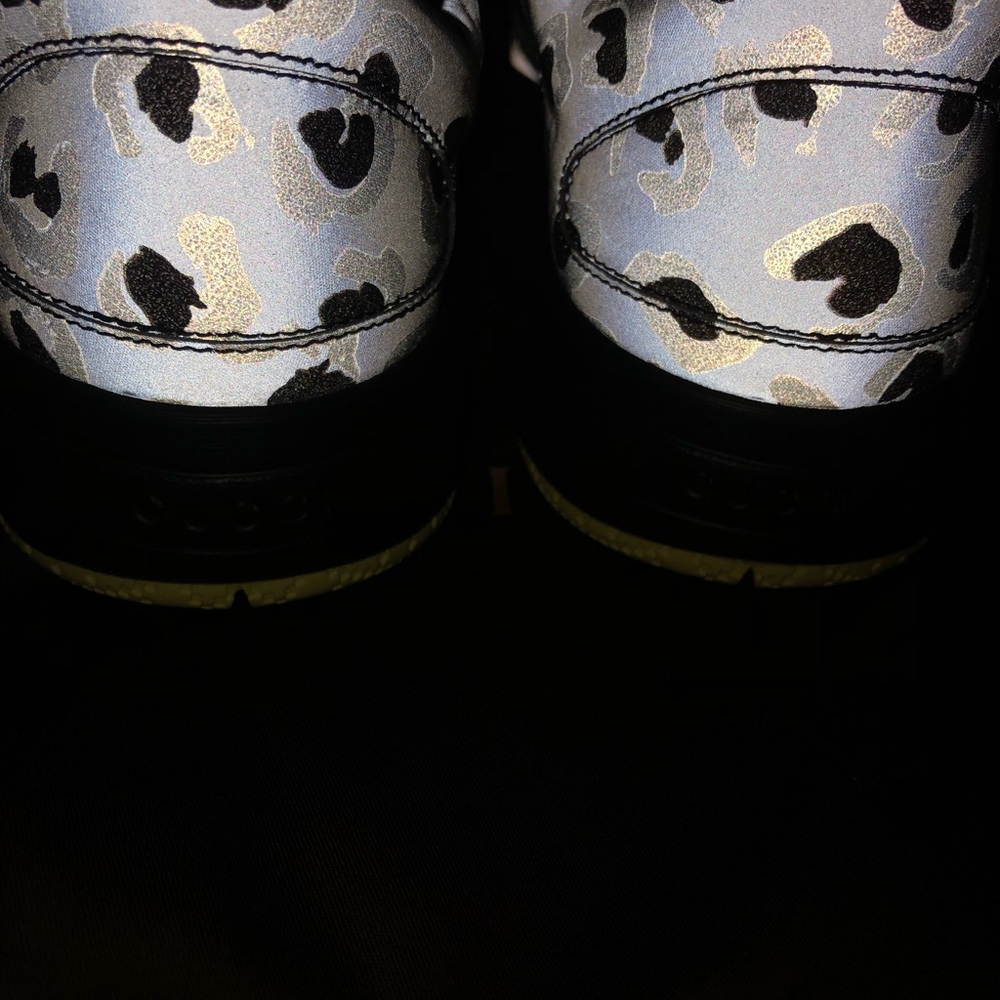 Authentic Gucci Sneaker - Picture 4 of 5